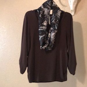 Shirt with scarf